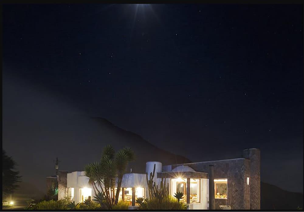 منزل الضيف San Antonio   في El Crater المظهر الخارجي الصورة